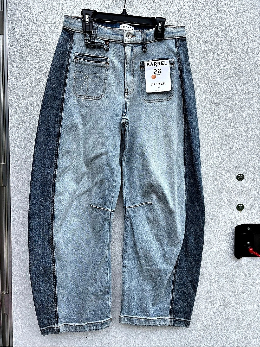 Frayed Women's Ankle Jeans Waist 26 NWT